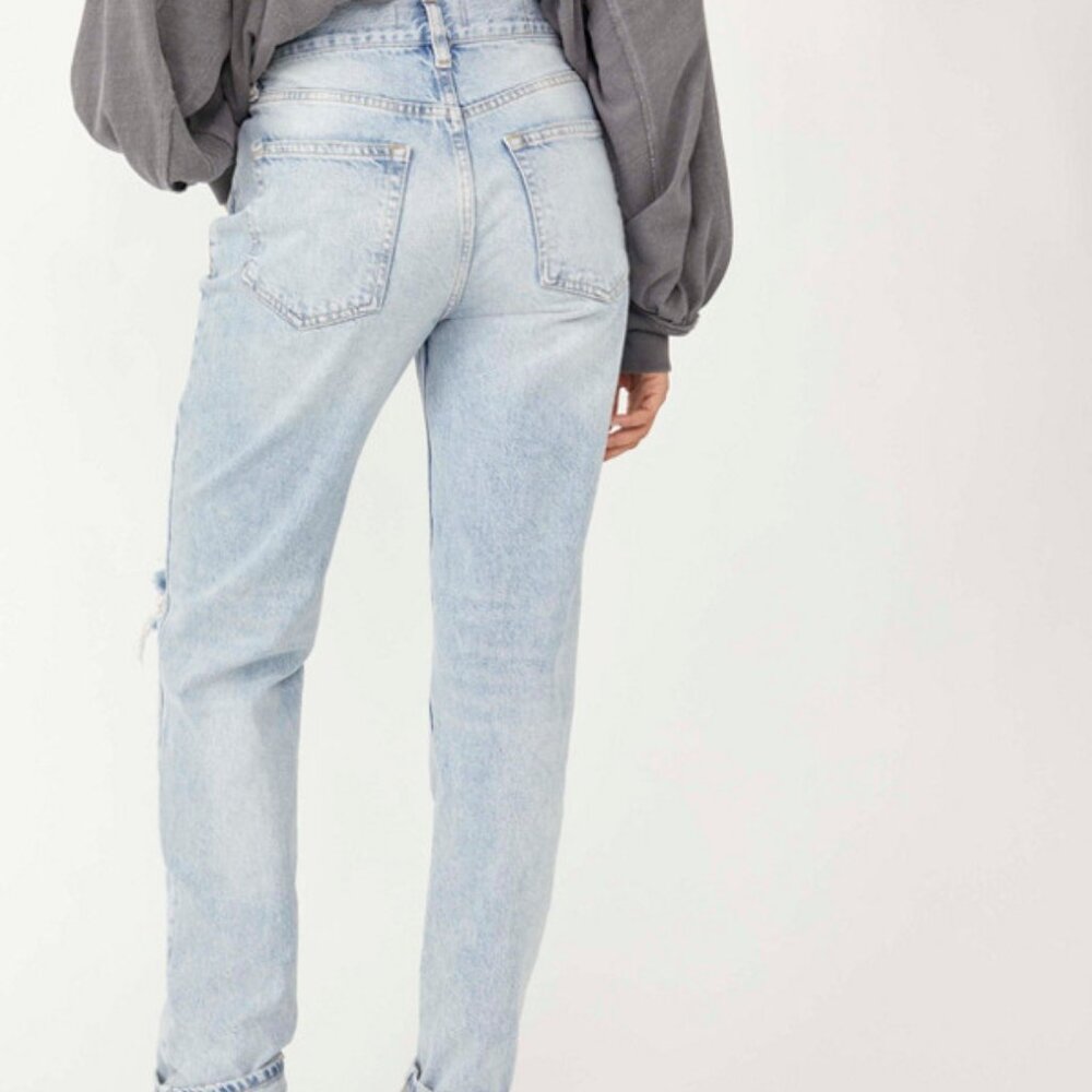 The Lasso Jeans - Picture 4 of 4